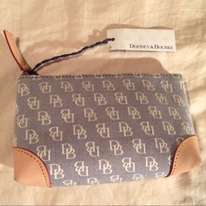 *NWT* Dooney & Bourke Clutch *NWT* Dooney & Bourke Clutch