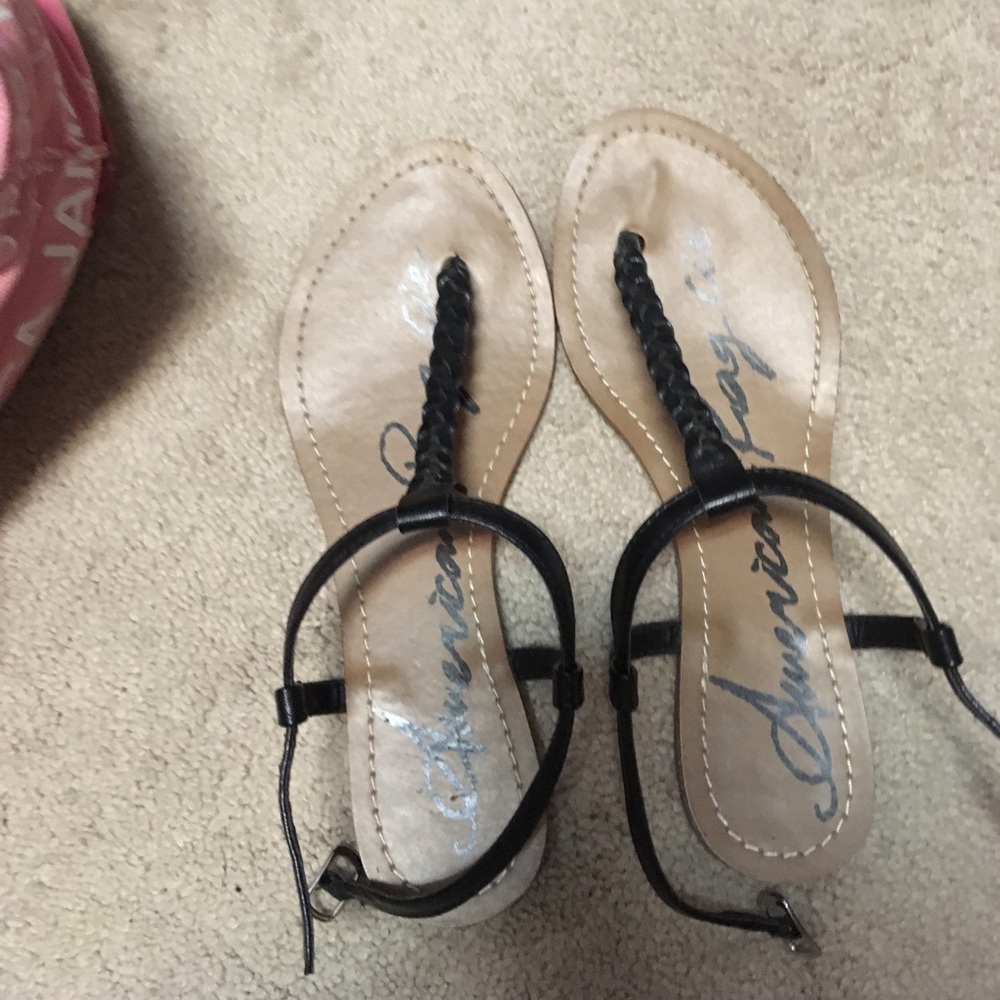 Black thong sandals
