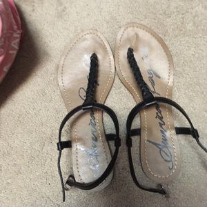 Black thong sandals