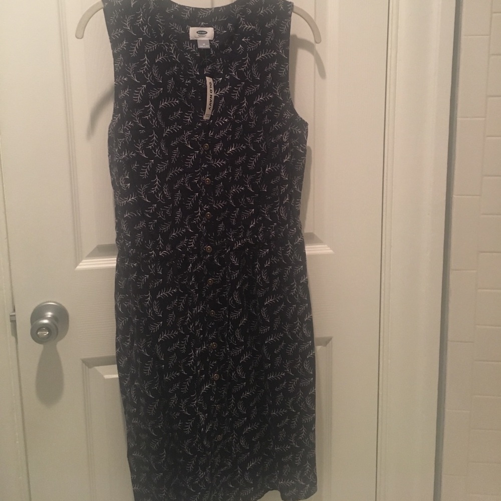 Old Navy - Navy blue and white linen shirt dress