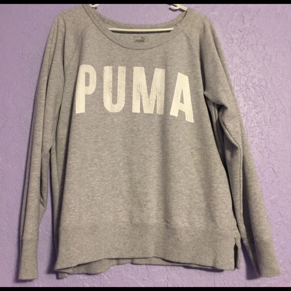 Puma crew neck, size 2XL. Fits like a Large.