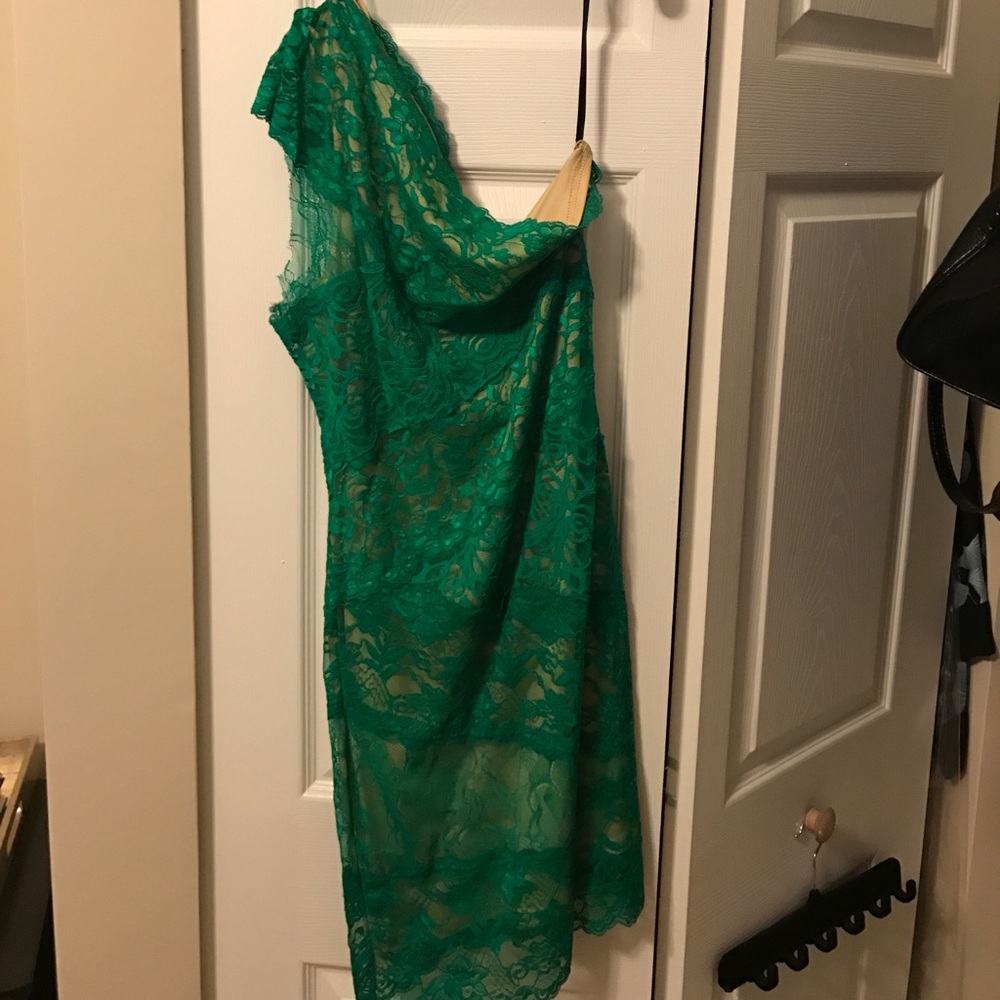 Bebe green 1 shoulder dress