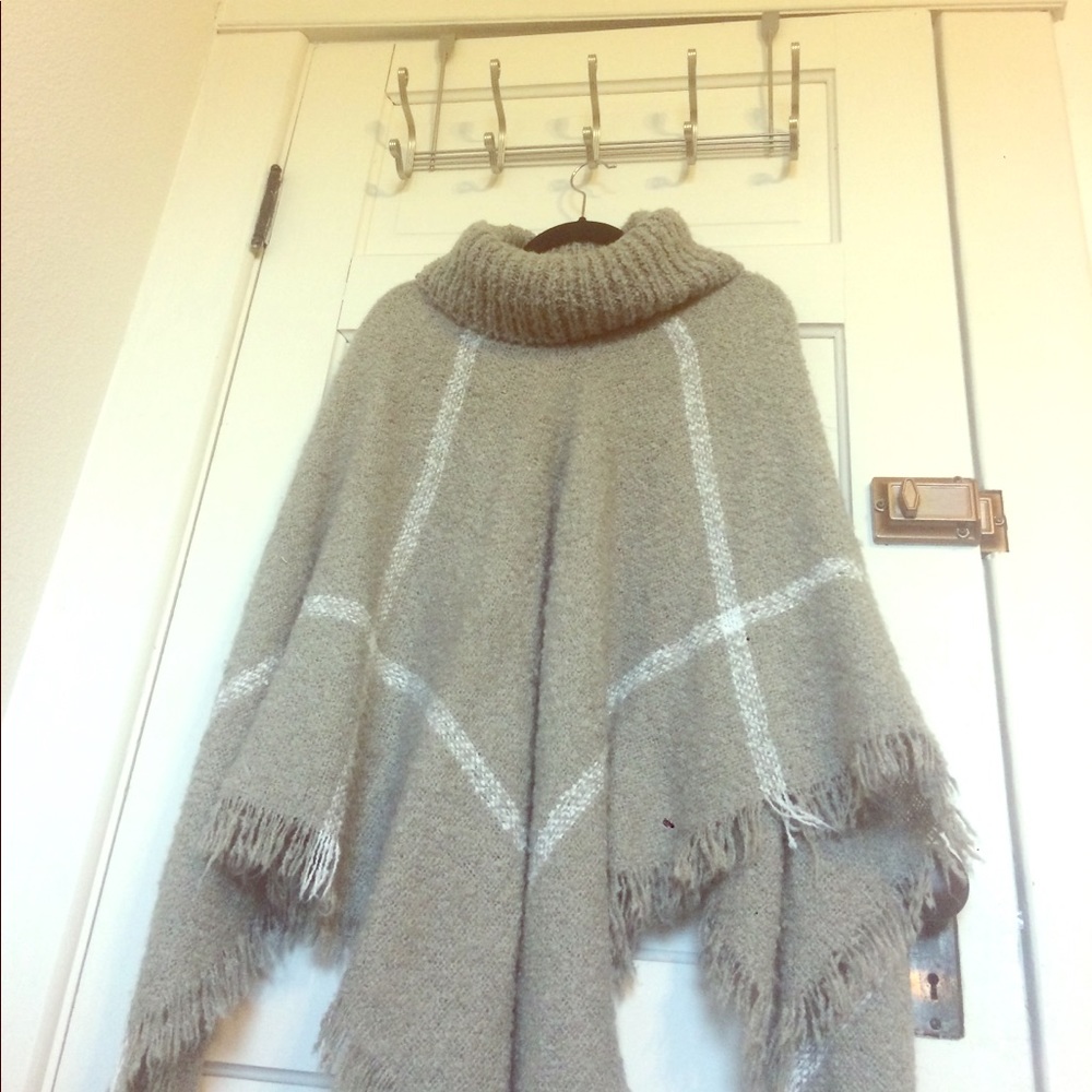 2 Chic Turtleneck Poncho