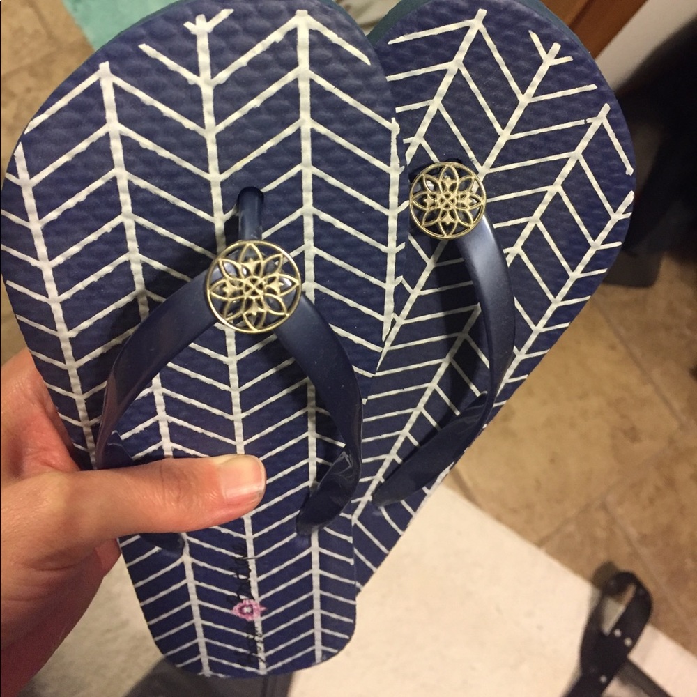 Flip flops - Picture 2 of 2