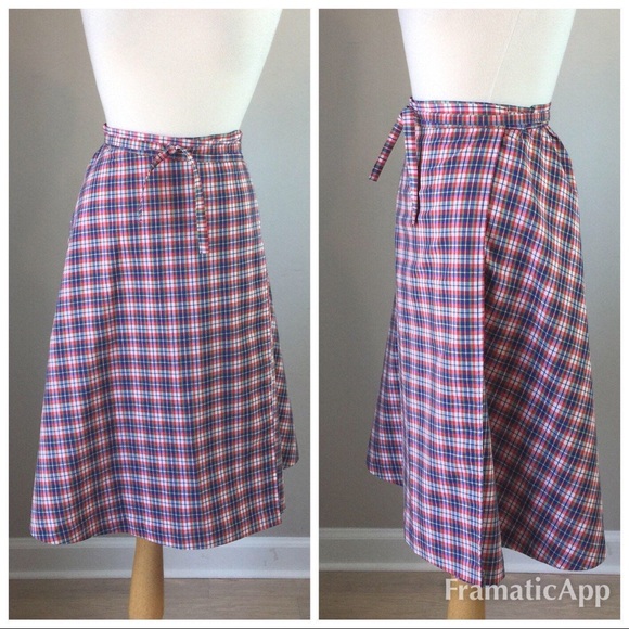 Vintage Dresses & Skirts - Vintage 70's Plaid Wrap Skirt Vintage Dresses & Skirts - Vintage 70's Plaid Wrap Skirt