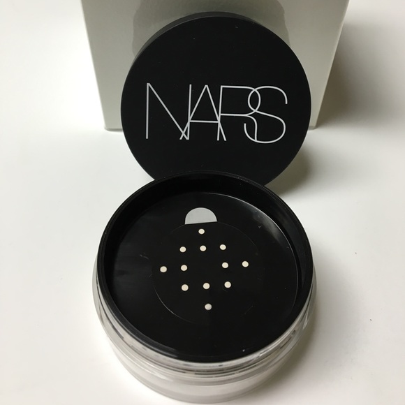 NARS Other - NARS soft velvet loose powder NWOT