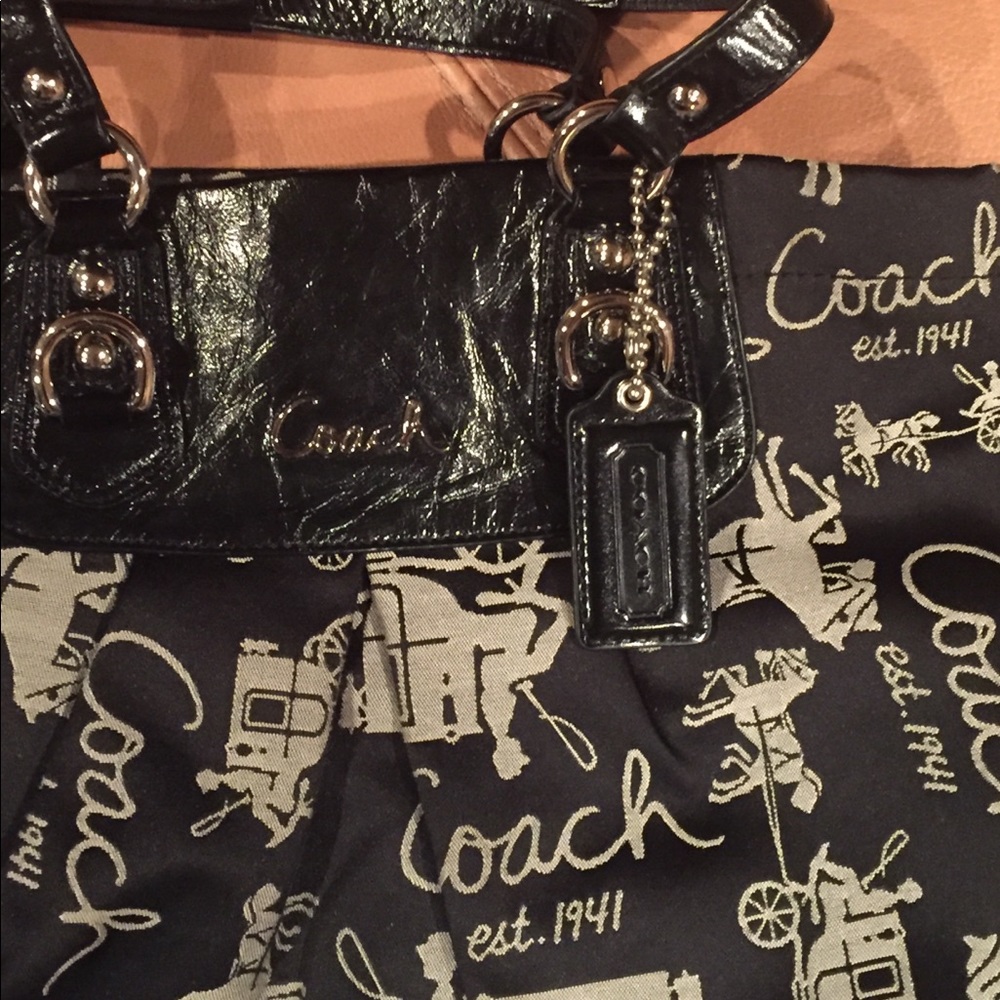 Coach Shoulder Bag