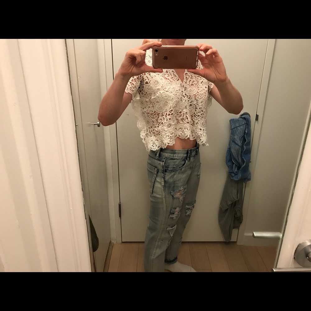 Lace top - Picture 4 of 4