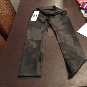 All high waisted camo print crop leggings