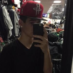 Meet your Posher, Chris