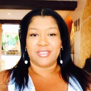 Meet your Posher, Gloria