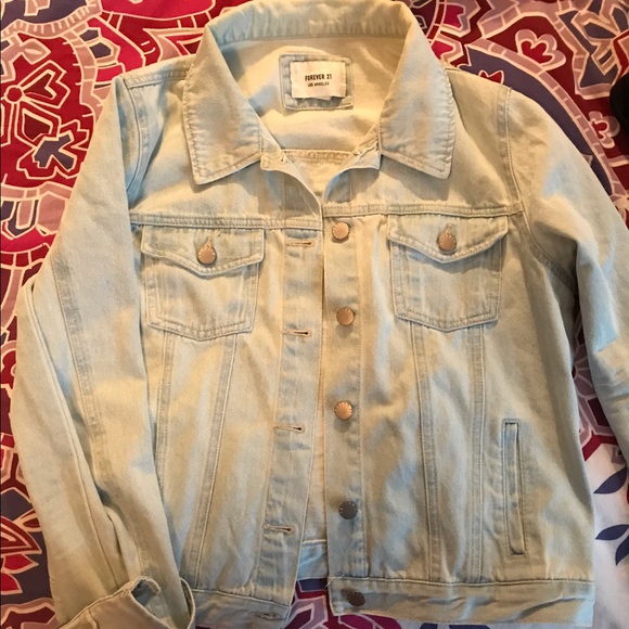 Jean jacket - Picture 2 of 3