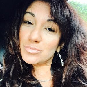 Meet your Posher, Jenny