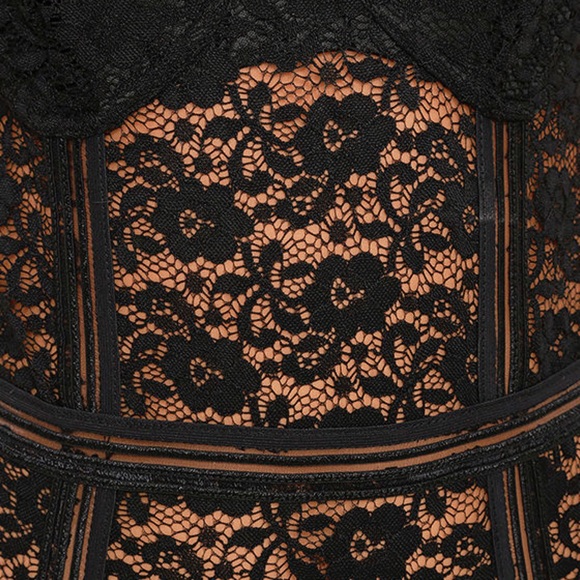 LAST 2 Floral Lace Bodysuit - Picture 5 of 6