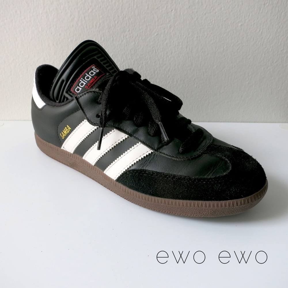 Adidas Samba Size 7 Men / 8 Women