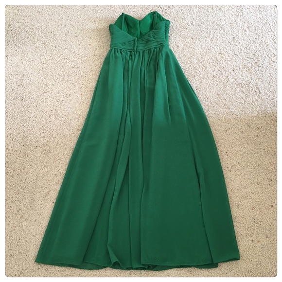 Stunning Emerald Green Chiffon Dress!! - Picture 3 of 7