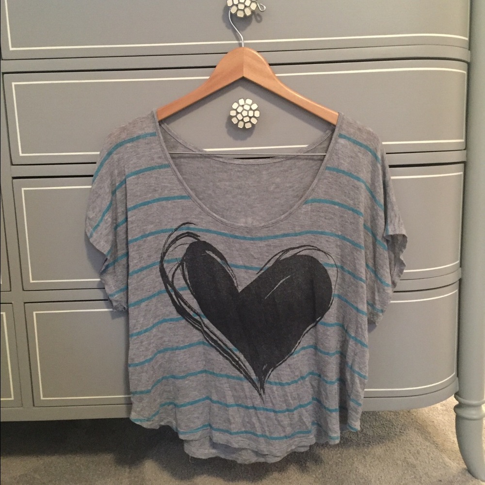 Cute flowy crop top