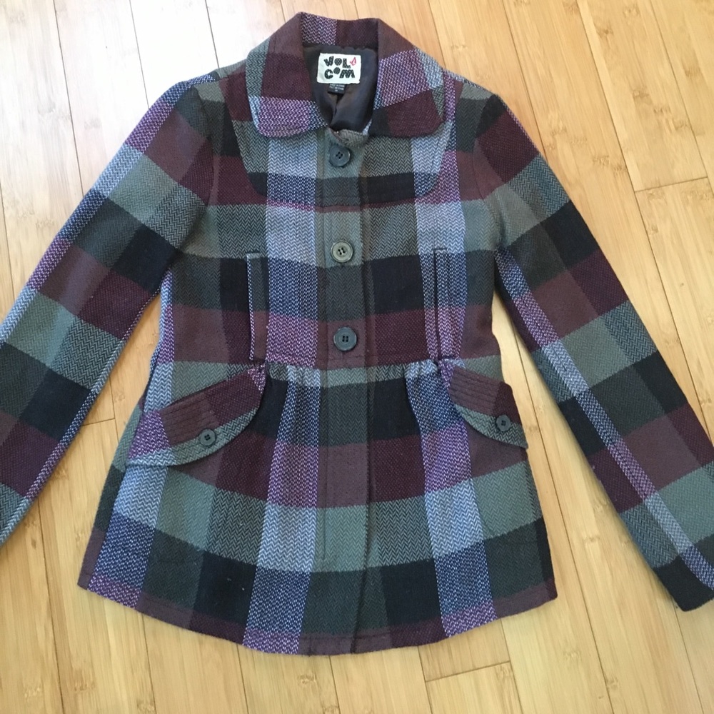 Volcom plaid jacket XS