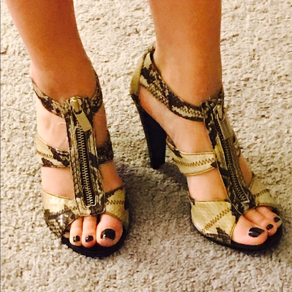 Michael Kors T Strap Sandals in Snake