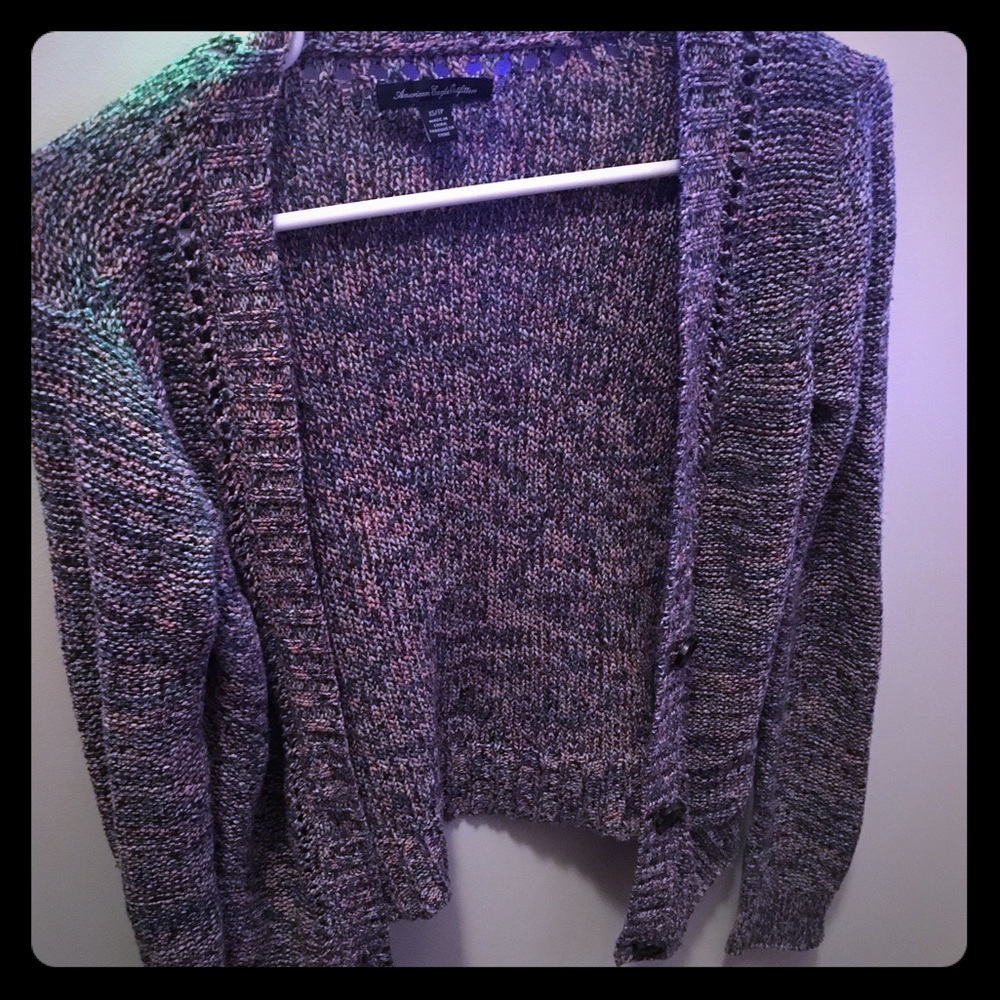 👚Sweater! Perfect for Spring!