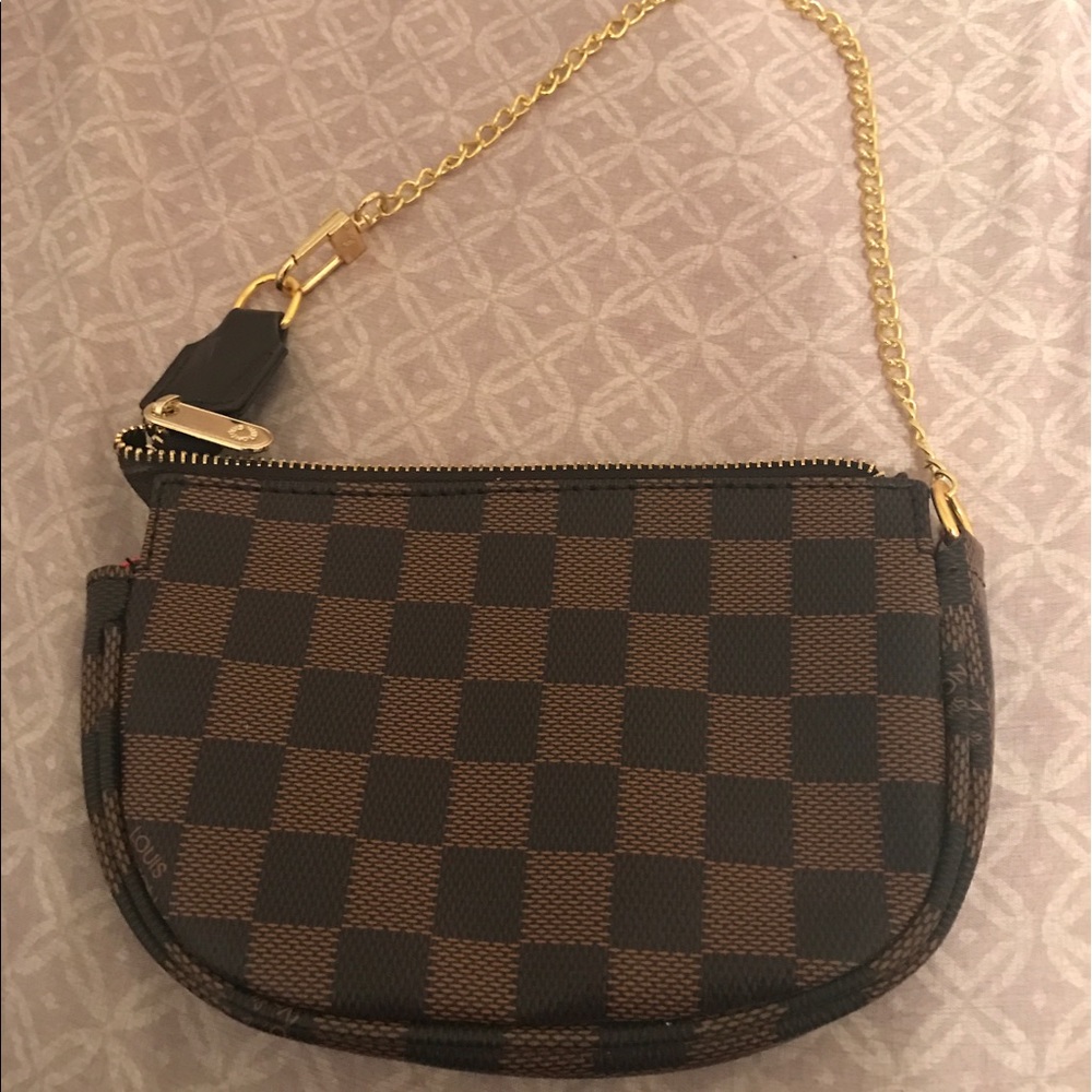 NWOT Small brown checkered wristlet