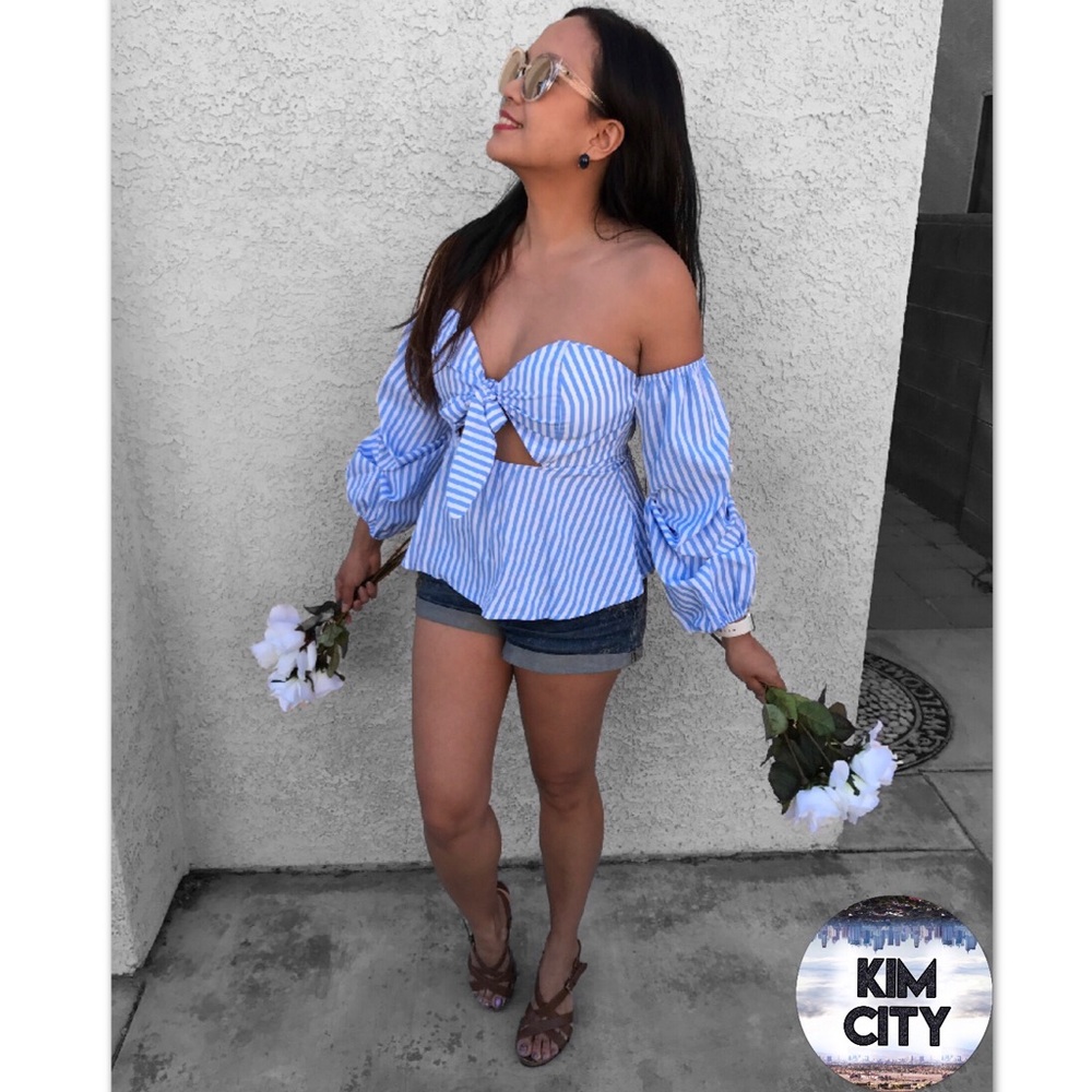 Last 1! Off The Shoulder Stripe Ruffle Top - Picture 3 of 8