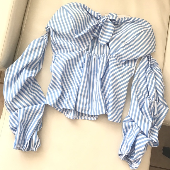 Last 1! Off The Shoulder Stripe Ruffle Top - Picture 5 of 8