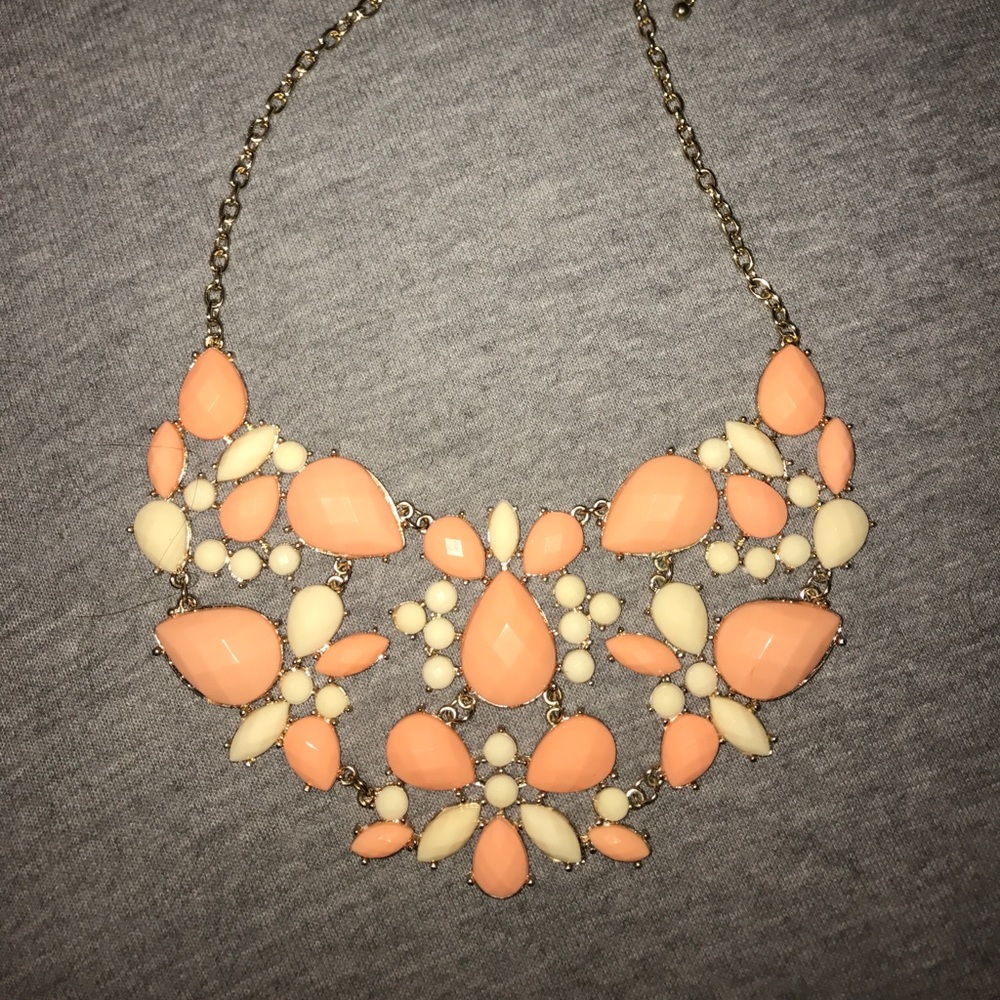 Coral statement necklace!