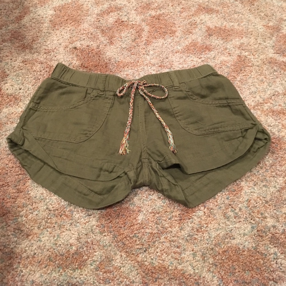 Roxy Army Green Shorts