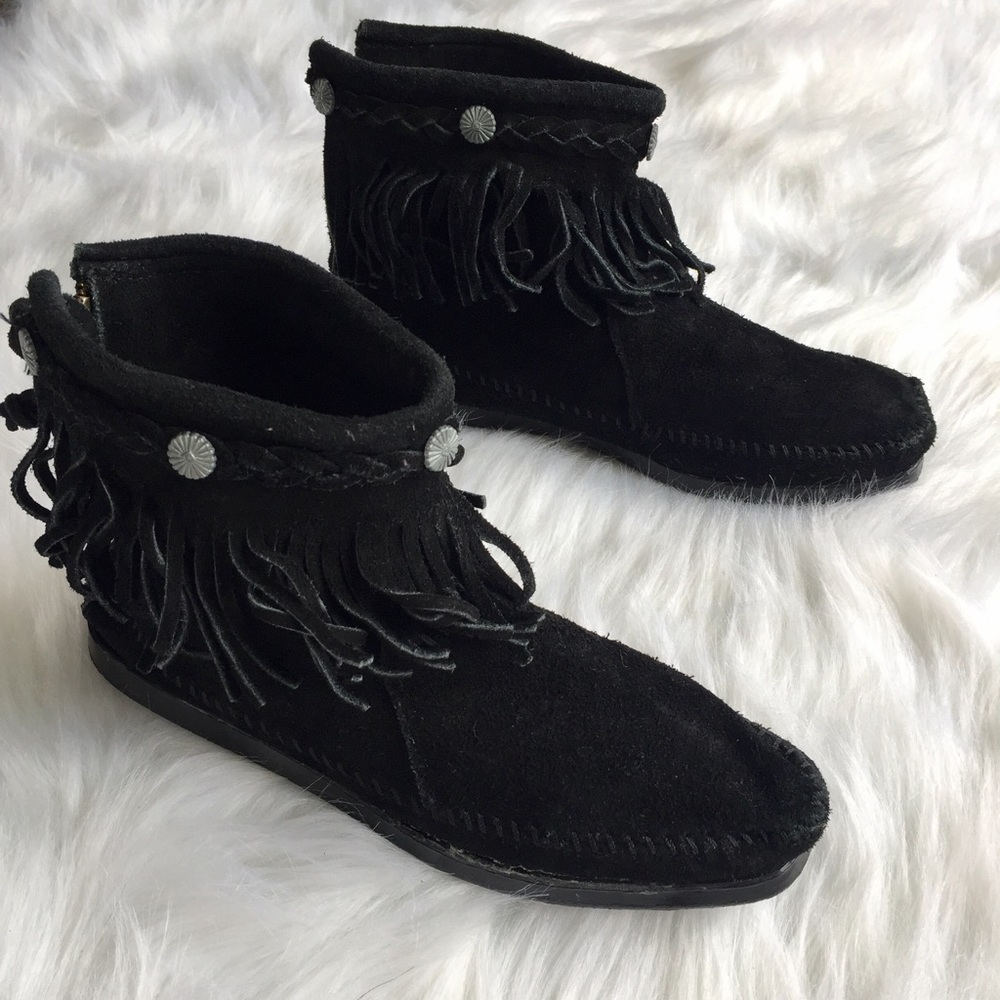 Minnetonka Leather Ankle Fringe Moccasins_3