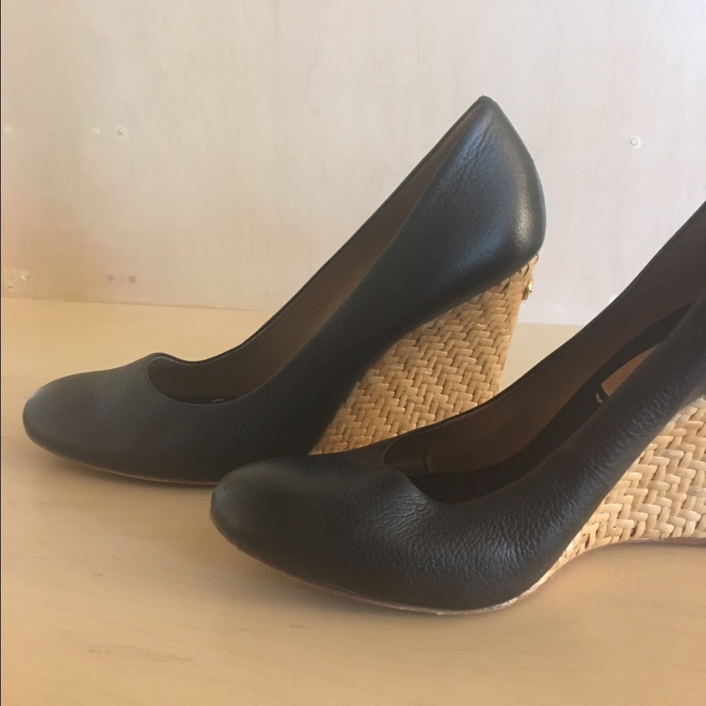 BCBG Max Azria Leather Wedge Shoes. Size 6.5.