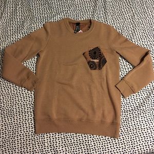 Desigual sport sweater fall 2016 truck show