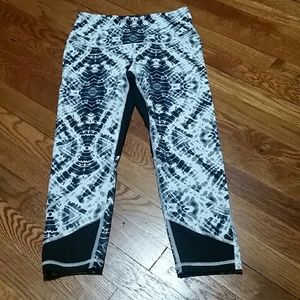 NEVER WORN capri workout pants tie dye