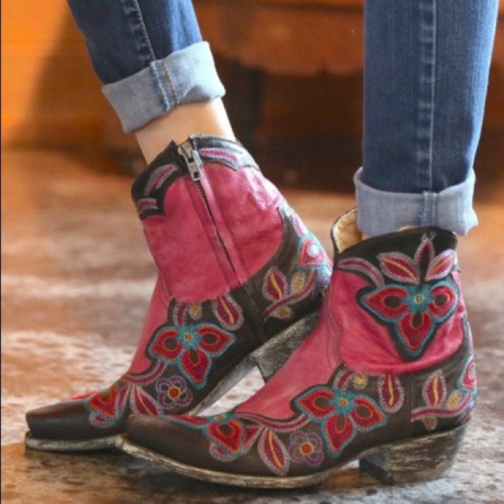 ISO old gringos marione boots size 7.5