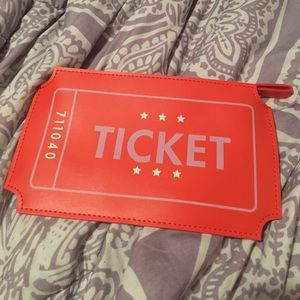 BRAND NEW Makeup bag from Ipsy