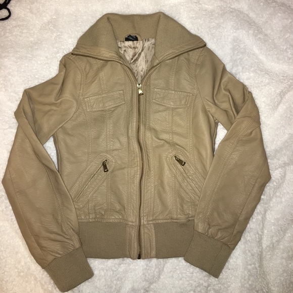 Rue 21 Jacket - Picture 2 of 3