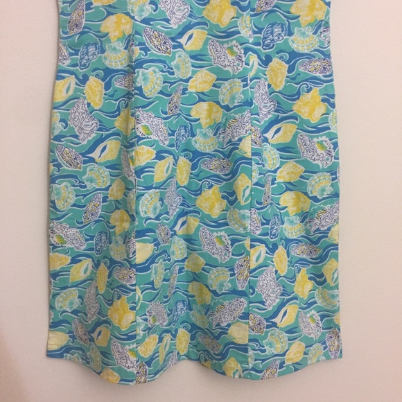 Seashell Seaside Print Fitted Summer Beach Dress - Picture 3 of 6