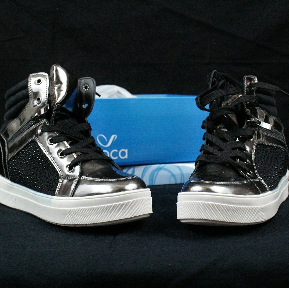 Kids sneaker shoes 🏀