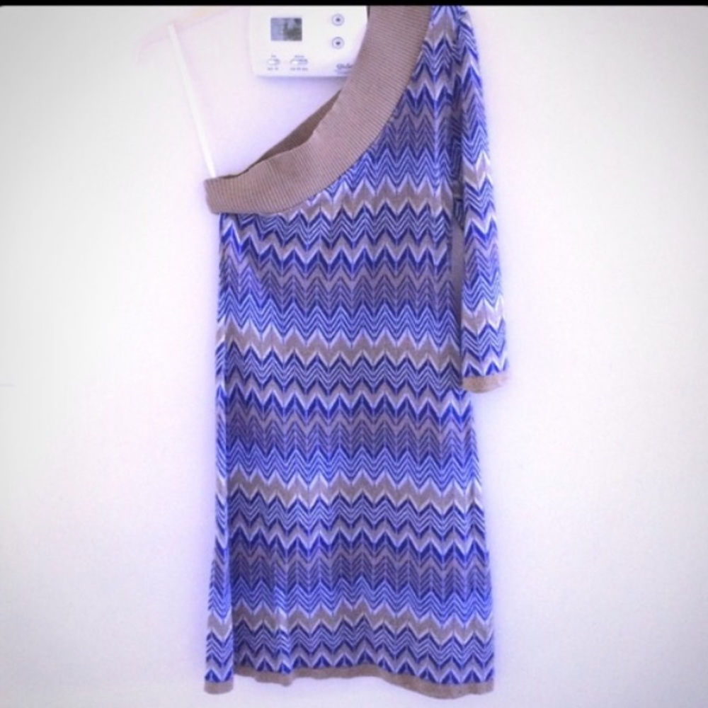 Arden B Blue and Gold cheveron one-shoulder dress!