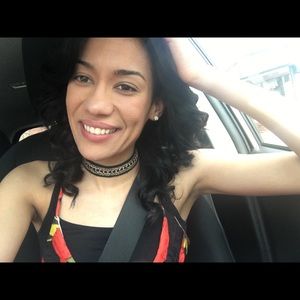 Meet your Posher, Lorena