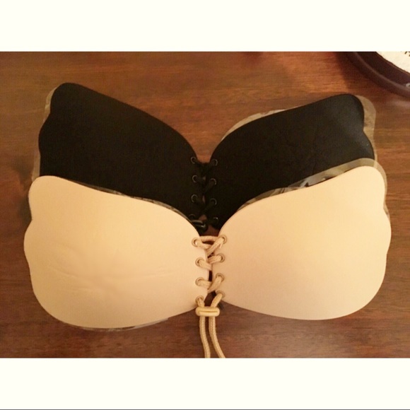 🚨NUDE🚨 Breast Lift Silicone Push Up Bra - Picture 7 of 7