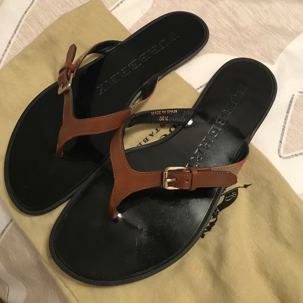 Burberry flip flops