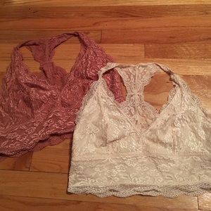 2 bralettes