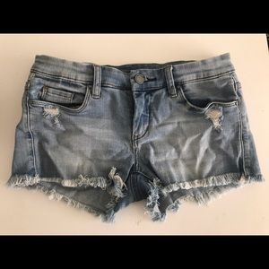 Denim distressed shorts