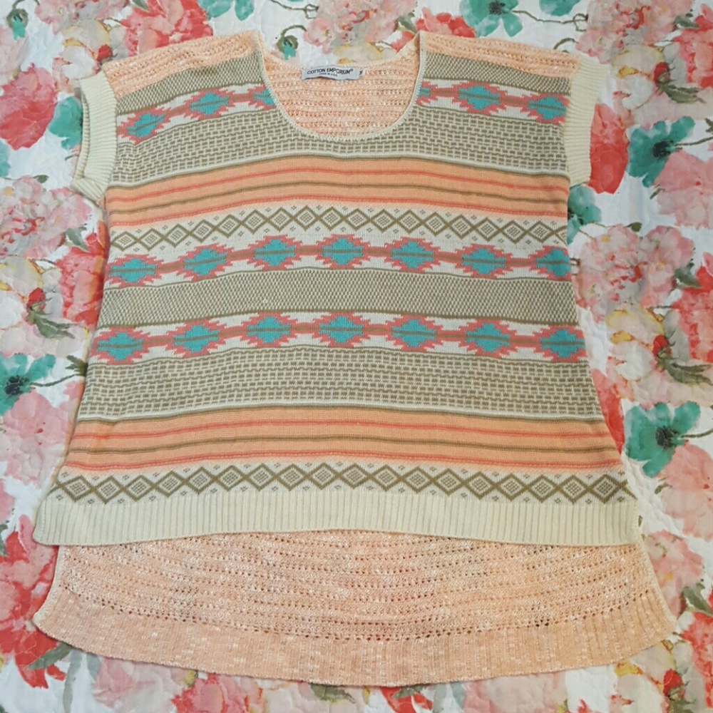 SOLD Aztec Inspired Short Sleeve Sweater