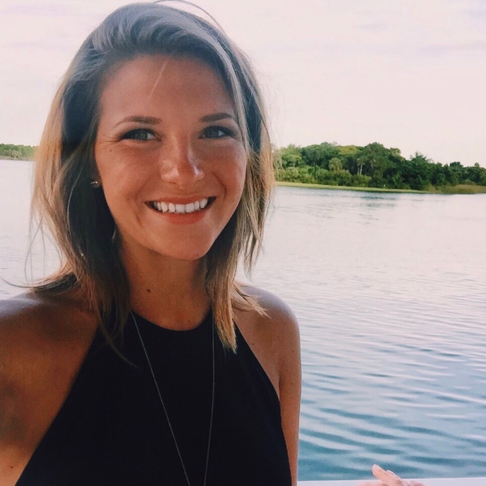 Meet your Posher, Chloe