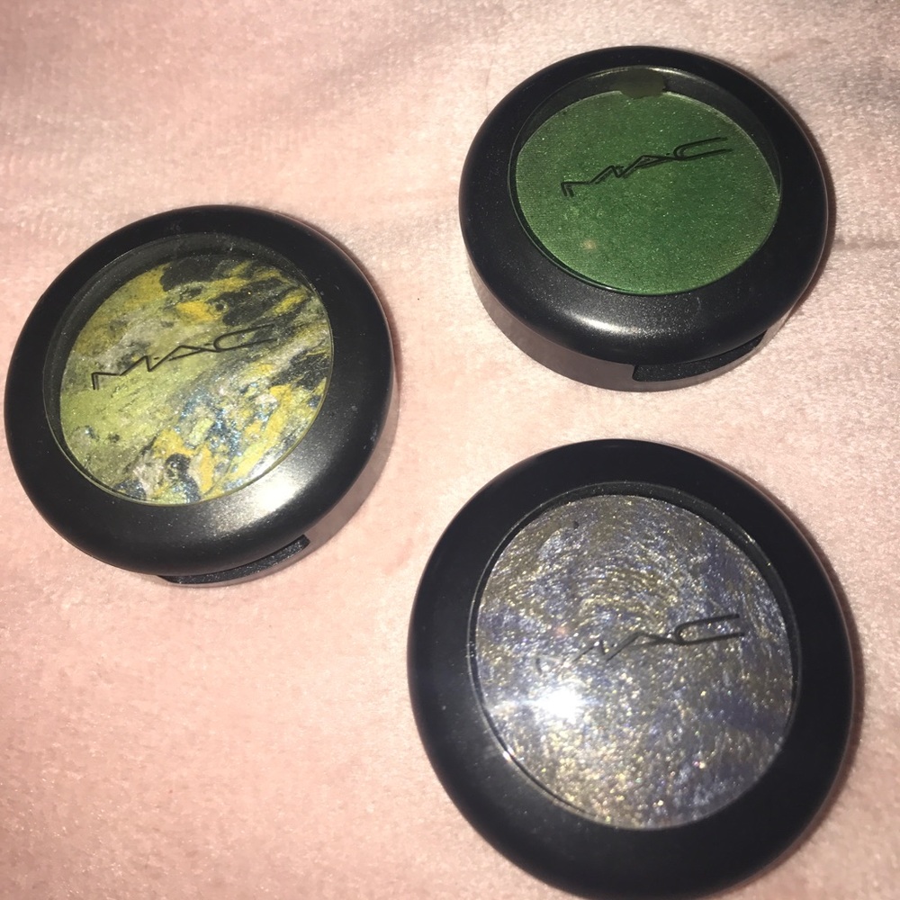 Lot of 3 MAC eyeshadows mineralized &prolong wear