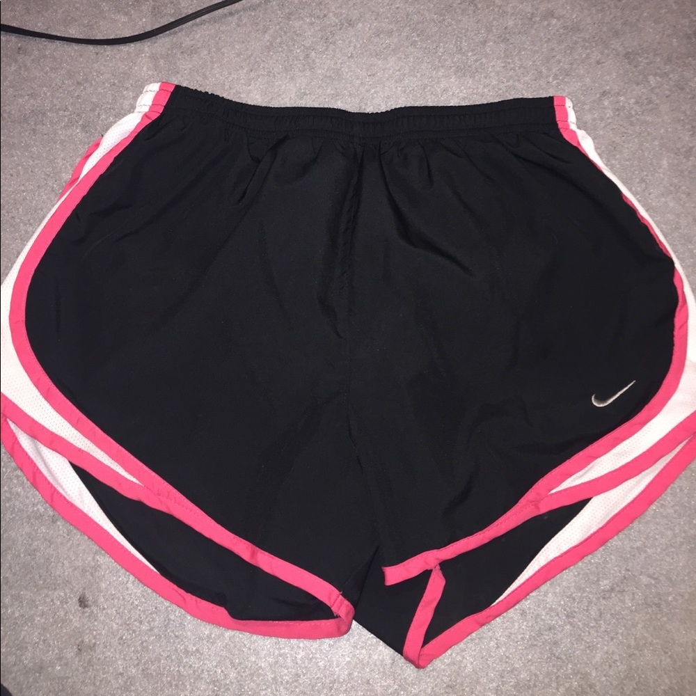 black and pink nike shorts