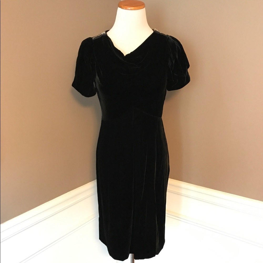 Marc by Marc Jacobs 0 black velvet dress.