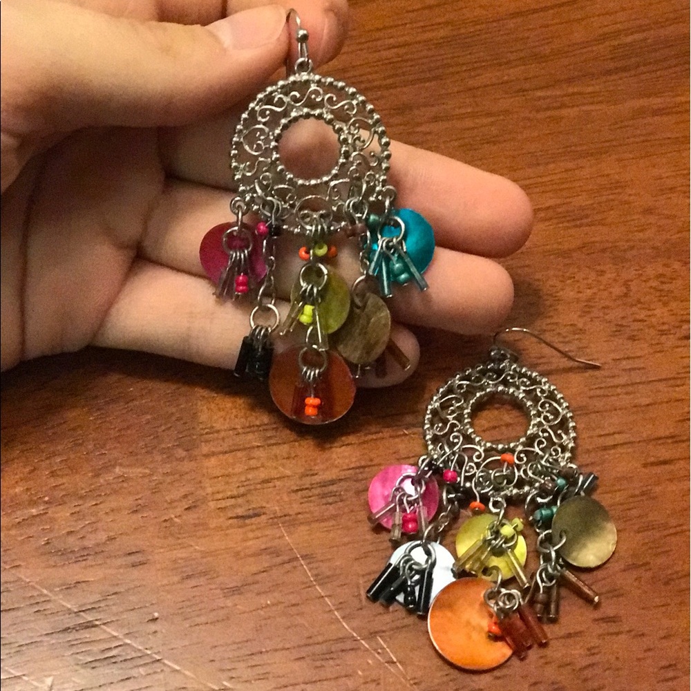 ❌SOLD❌Beautiful Dangle Earrings